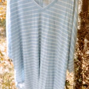 Women's plus size top